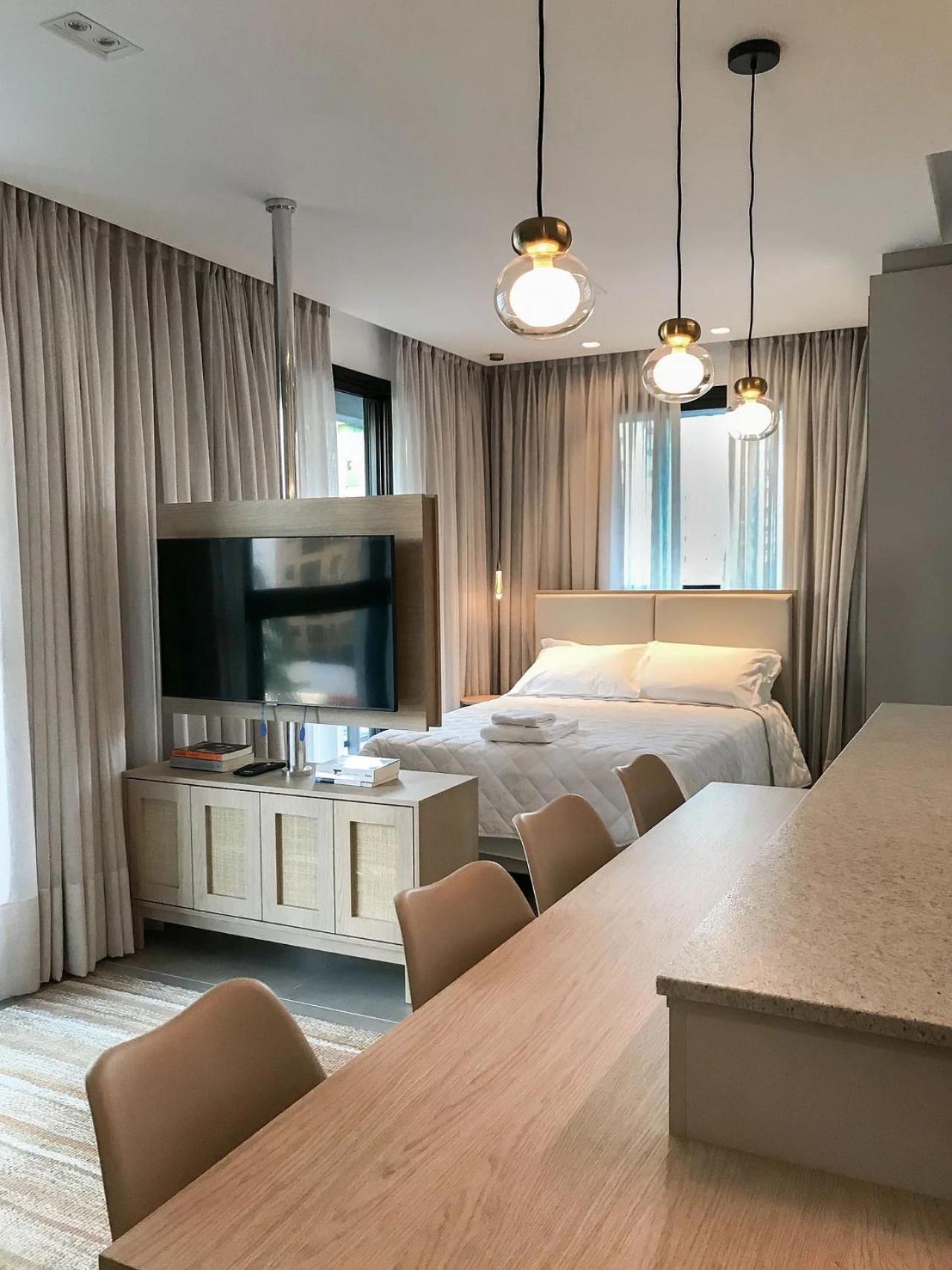 Apartamento Ap Localização Central, Prédio C Piscina, Lavanderia
