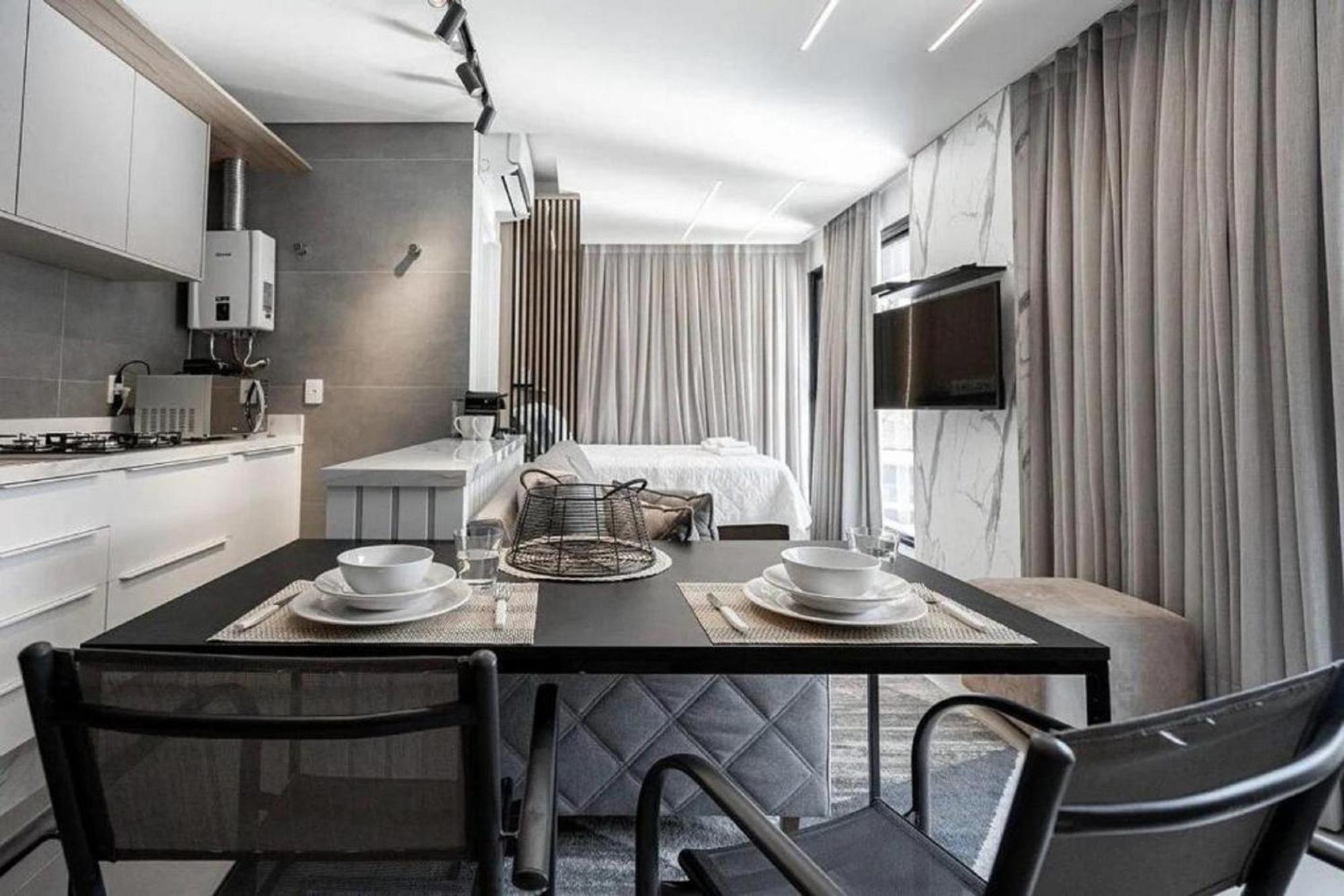 Ap Localização Central, Prédio C Piscina, Lavanderia Apartamento *